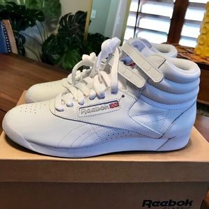 New vintage style classic hightop Reebok sneakers
